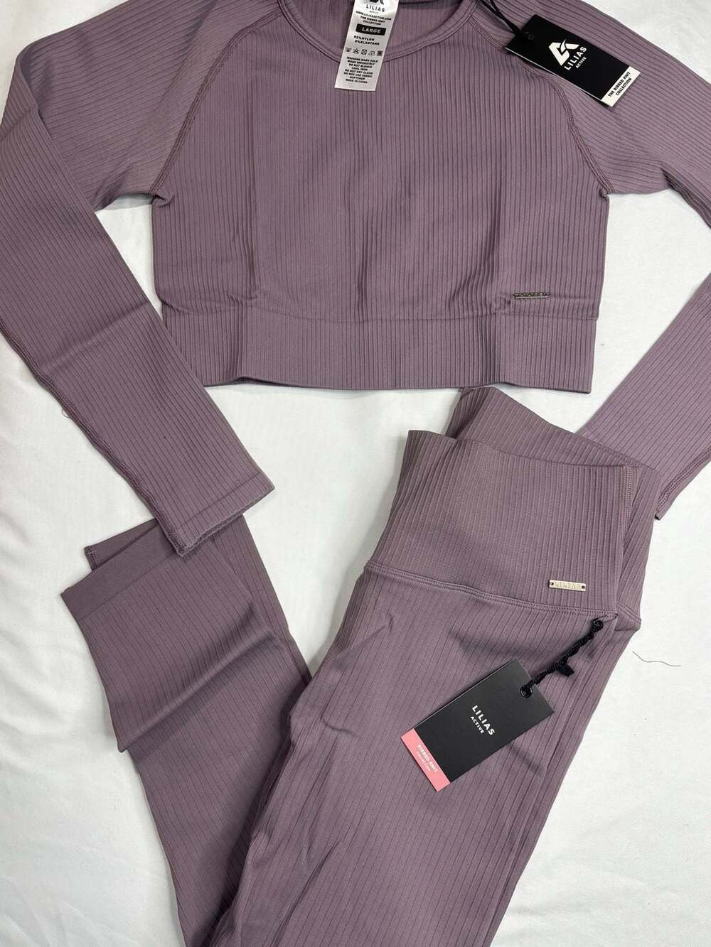 Lilias Active Ribbed Knit Collection Seamles Crop Top and Legging Set